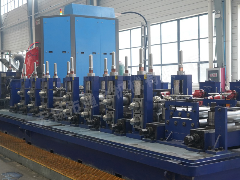 成（chéng）型主機